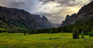 Review: 12-Mile Day Hike to Slide Lake, Wind River Range