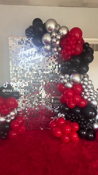 ❤️‍🔥😍 #birthday #shimmerwallpanel #sliver #red #black #balloondecor #birthdaysetup #fresno #fypage #fyppppppppppppppppppppppp