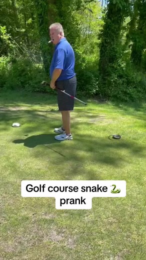 Another classic fake snake one the golf course prank 😂🐍 • #golf #golfer #golfing #golfstagram #instagolf #deadwedge #funnygolf #golfmemes #golftiktok #CapCut