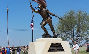 Chris Kyle's Hometown Reveals Statue in Memory of the "American Sniper" | OutdoorHub
