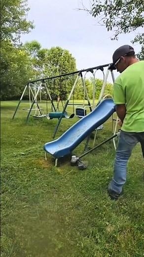 Quick trim with the 62V battery line trimmer by ‪@greenmachine657‬ #greenmachine #trimmer #battery