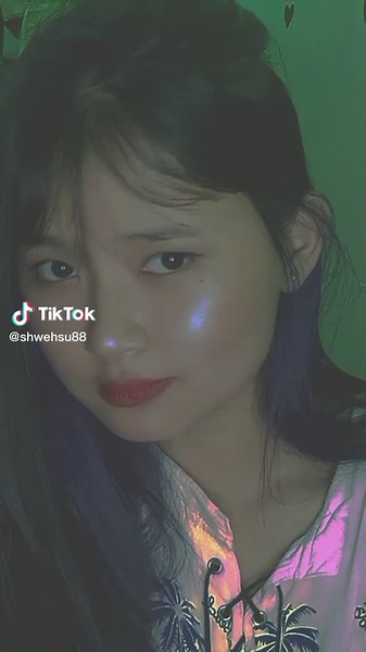 Tropical Palm Tree Shirt Review and Showcase