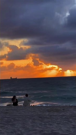 Señorita -Shawn mendes,Camila Cabello | Lyrics | Aesthetic | Whatsapp status | English Song #shorts