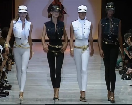 Carla Bruni, Marpessa Hennink, Beverly Peele and Nadege Dubospetrus for Versace S/S 1992. #versace #90s #carlabruni #marpessahennink