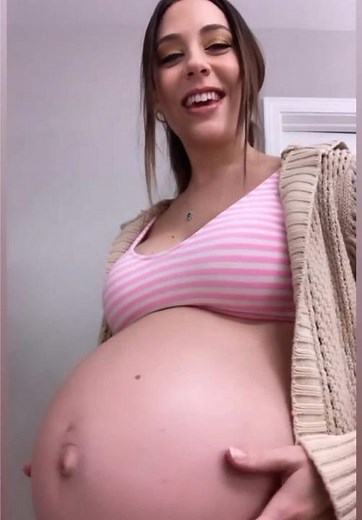 1.7K views | #pregnantbellybutton #pregnantbellybump #preggo #pregnantbelly #pregnantbellyrub #pregnantbellydancer #pregnant #pregnantteen #teenpregnancy #teenpregnant #teenmom #mom #foryou #viral #mother #39weeks #39weekspregnant #belly | Labor Delivery | Facebook