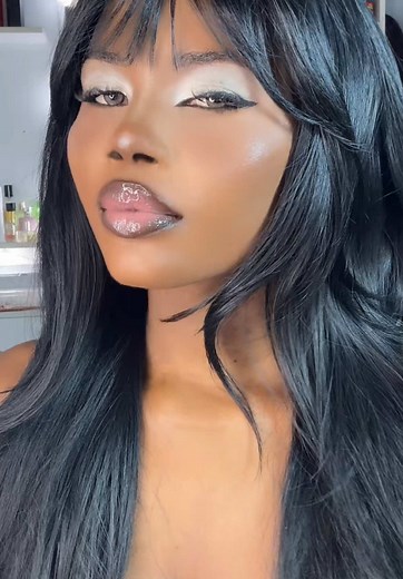 If Oscar Winning Tears was an eyeshadow look 🥰 #makeuptransition #makeuptutorials