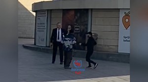 284K views · 1K reactions | Dansul pinguinului la mall (filmare primită pe WhatsApp 0746 811 396). | Suceava Fail | Facebook