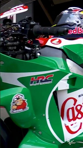 Get up close and personal with the #MotoGP75 classic liveries! ✨