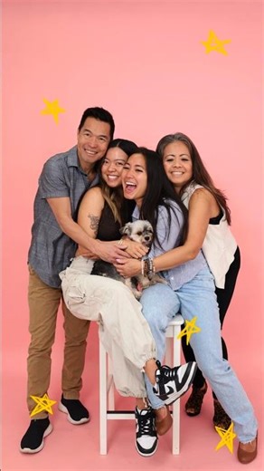 lets go to a self portrait studio!📸🧑‍🧑‍🧒‍🧒🐶 #photography #selfportrait #photostudio #family
