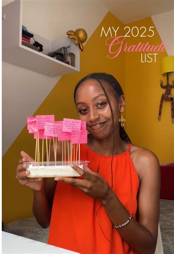 Celebrate Your Achievements with a Gratitude Cake