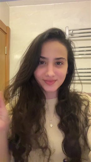 دراسة في منتصف الليل قبل الامتحان