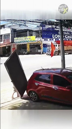 What Makes Truck Tire Explosions So Deadly? 😨💥🚛