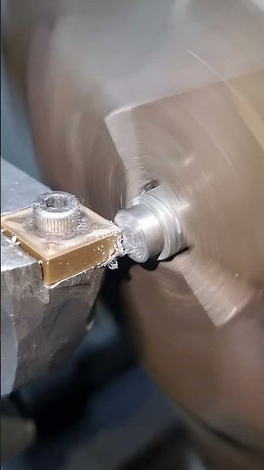 Precision Turning in Tabriz: CNC Lathe with CNMG Diamond on Steel Rod
