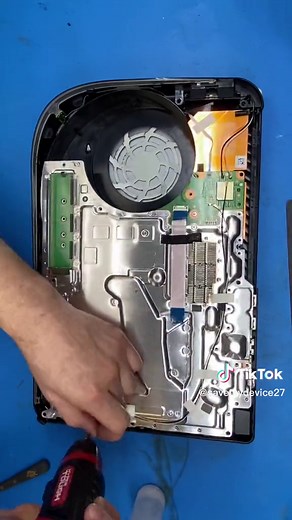 PS5 NO DISPLAY ON TV! Can I fix it? #playstation #son #repair #on #the #hdmi #port #microscope #microsoldering #fyp #sony #mail #in #repair