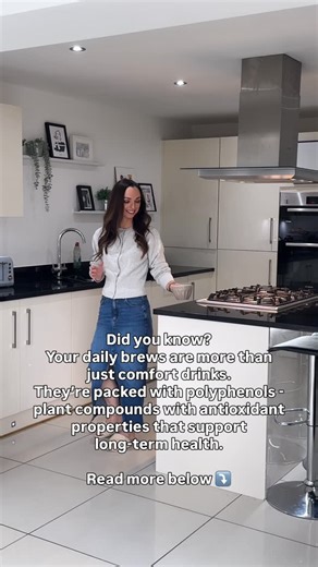 Nichola Ludlam-Raine BSc PGDip MSc RD on Instagram: "Did you know your daily cup of tea is more than just a cosy ritual? 🍵✨ It’s actually packed with polyphenols - natural plant compounds with antioxidant properties that help protect your cells from oxidative stress and support long-term health. One of the main polyphenols in tea are tannins. These give black tea its bold, slightly bitter flavour and contribute to its antioxidant effects. However, they can also reduce the absorption of plant-ba