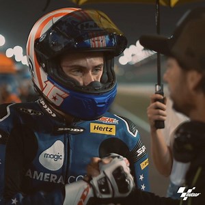 Enjoy a never-been-seen perspective as Joe Roberts racer and American Racing Moto2 Team exploded onto the scene in 2020! 🇺🇸 Episode 1 of 'Behind the Stars and Stripes' is available to watch right now! 👇 https://www.motogp.com/en/videos/2021/02/16/behind-the-stars-and-stripes-episode-1/361414 | MotoGP