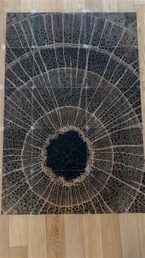 clothes printed with tree rings??