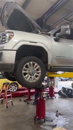 In this 10L1000 only the feed limit low valve was found to fail vacuum testing and no other damage t