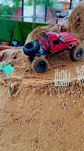 2. Insane Mini RC 4x4 Off-Road Test | Rock Crawling Challenge