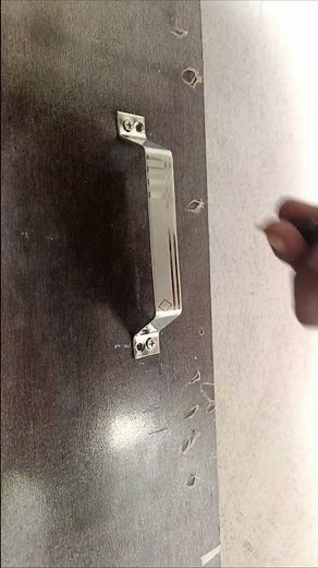How to Install a Door Handle PERFECTLY! 😱 | Pro Fitting Tips #Shorts