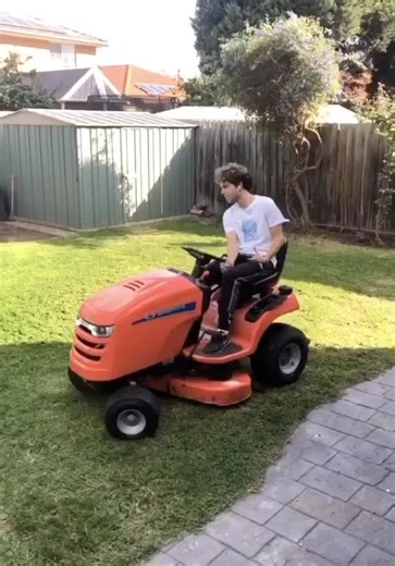 #rideonmower #mower #lawn #cutting #son #isobuster #isolation #isojob