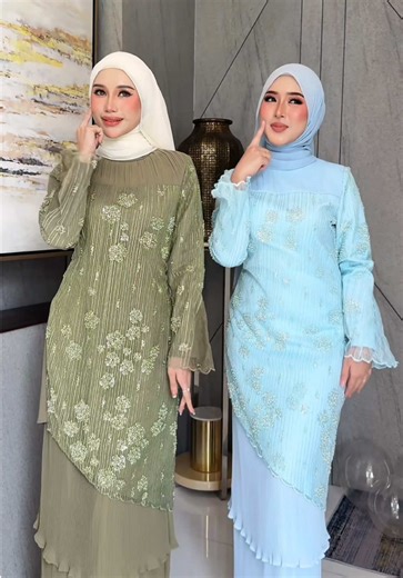 Manja dengar cerita semua macam dah tak keruan dok fikir baju Raya mana yang nak pilih kan? Manja sendiri pun tak kuat iman bila tengok design NATALEEA mini kurung ni!! #MajestéSyawalLEEYANARAHMAN #LEEYANARAHMANraya2026 #fypage