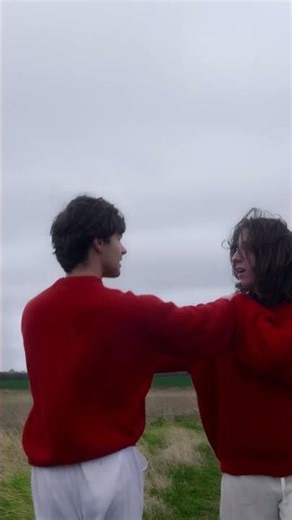 2 Diebe #liebesgeschichte #liebe #newmusic #tanzen