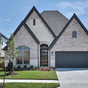 258 reactions · 16 comments | This beautiful 4 bed, 3 bath home in #Balmoral has an extended entry with a 13-foot ceiling. Book a tour now! | Perry Homes | Facebook