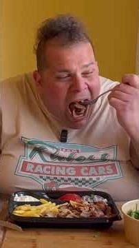 «Όταν η πείνα νικάει: Διπλό μπιφτέκι & γύρος! 🍔🥙» #duet #motivation #food #sports #funny #mukbang