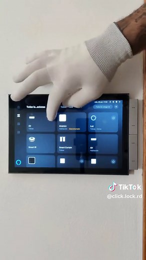 Pantalla Central Inteligente para Hogar: Control Total con Click Lock RD