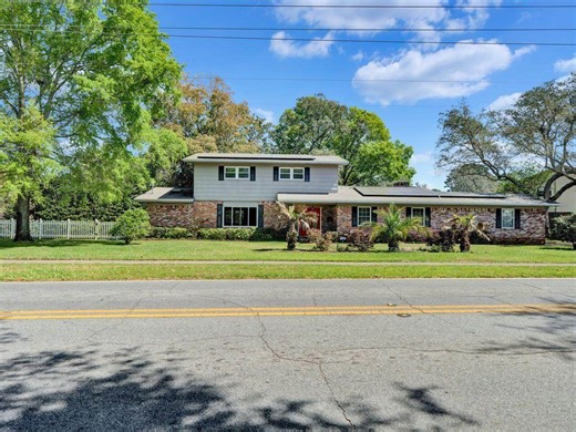 700 NE Country Club Avenue, Fort Walton Beach, FL 32547 (MLS #999699) :: Keller Williams Realty Emerald Coast