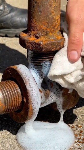 Extremely Satisfying Rust Removal From pipe | Amazing Restoration (Before & After) #rustremoval
