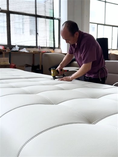 Luxury Sofa Manufacturing Process: A Behind-the-Scenes Look