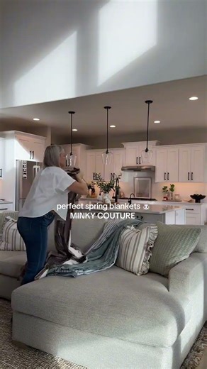 The perfect blanket for Spring!