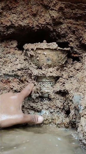 Watch full video ☝🏻#treasurehunt #treasurehunting #metaldetecting #metaldetector #ancient #antique
