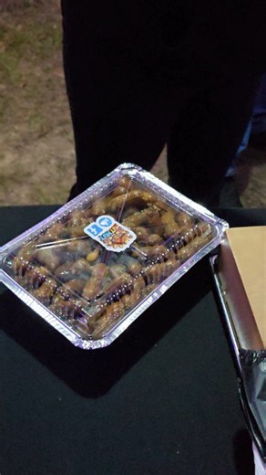 The best seasoned boil peanuts in town is downtown at (Make it Magical) Shan Stewart (Nut Hut) | Jennifer Hart Williams