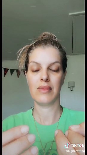 Embroidery 101: FLOSS BASICS #howto #embroiderytutorial #floss #organize