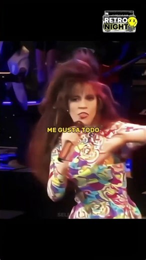 #pelosuelto #90s #trend #gloriatrevi #PeloSuelto #GloriaTrevi #RockEnEspañol #RetroNight