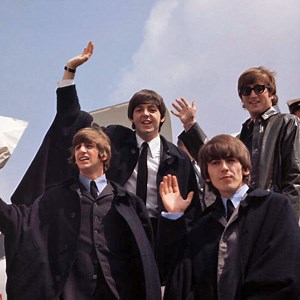 The Beatles sell 450k albums in first week on iTunes