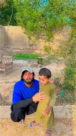 Em hái kẹo cầu ông cho ông nội tội nghiệp ăn#shorts #baby#cute