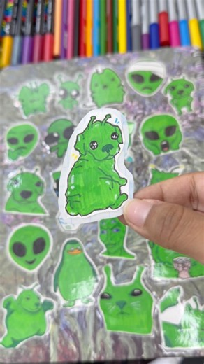 DIY alíen sticker | día 25 🐾👽 #aliens #dog #stickers #drawings #marcianos
