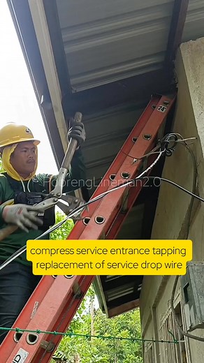 replacement of service drop wire #everyoneシ゚ #fbreelsfypシ゚viralfbreelsfypシ゚viral #pobrenglineman2 #fypシ゚viralシ #fypシ゚viralシfypシ゚viralシalシ #followerseveryone #highlightseveryonefollowers #foryouシ #linemanwork #Lineman | PobrengLineman2.0