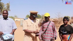 #KORO – PROMOTION DES DROITS DE L’ENFANT : LE PRÉFET SALUE L’INITIATIVE DU CapDH À l’occasion de la cérémonie officielle de remise de 230 extraits d’acte de naissance aux enfants des familles déplacées internes de Koro, le Préfet du Cercle a accordé une interview pour saluer cette initiative portée par le Centre d’Assistance et de Promotion des Droits Humains (#CapDH), à travers son Bureau d’Assistance Communautaire (BAC). Dans son intervention, l’autorité préfectorale a souligné l’importance de