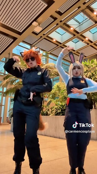 Zootopia Cosplay Vlog: Judy Hopps and Nick Wilde