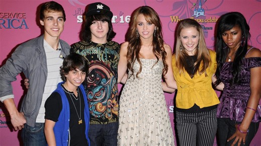 What The Cast Of Hannah Montana Looks Like Now - The List