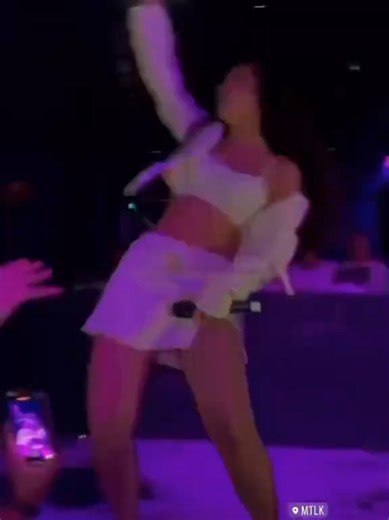 Dhurata Dora's Latest Vibes