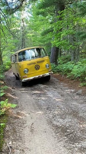 1972 Volkswagen Bus off-road