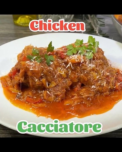How to Make Easy 8 ingredient Chicken Cacciatore #chefarchiepie