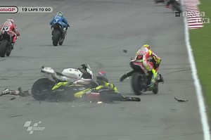 Lengkap, Ini Kronologi dan Video Penyebab Kematian Marco Simoncelli Di MotoGP Sepang 2011 - Gridoto