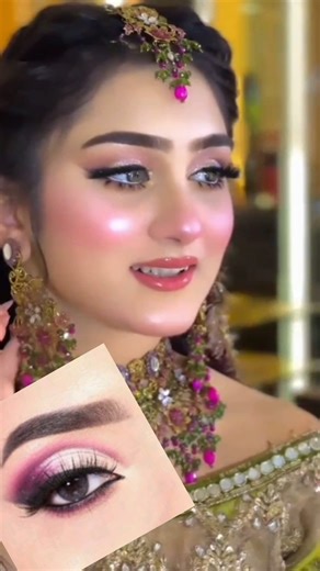 smoky eye makeup tutorial for beginners 🤩#makeup #viralvideo #trending #howtobeautyremedy